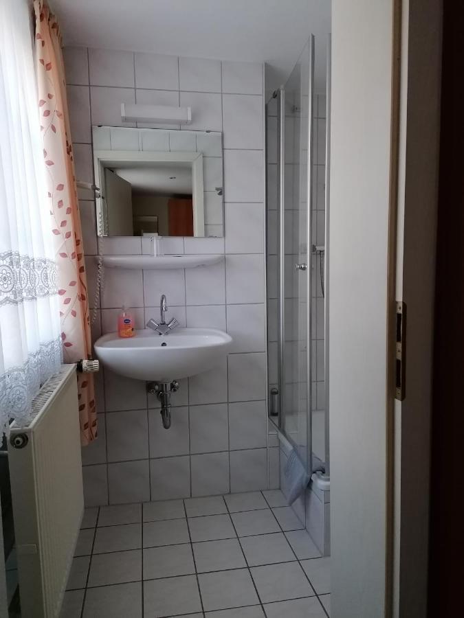 Hotel Garni Zum Goldenen Ring Quedlinburg Ngoại thất bức ảnh