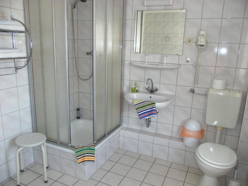 Hotel Garni Zum Goldenen Ring Quedlinburg Phòng bức ảnh